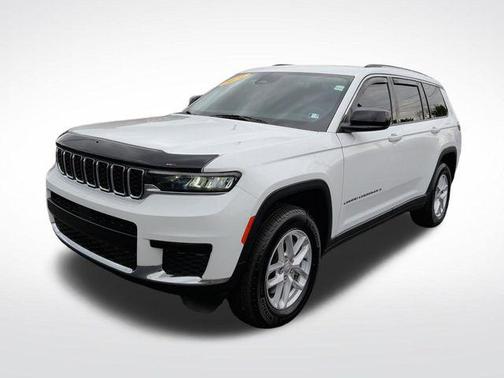 Bright White Clearcoat 2024 Jeep Grand Cherokee L Laredo