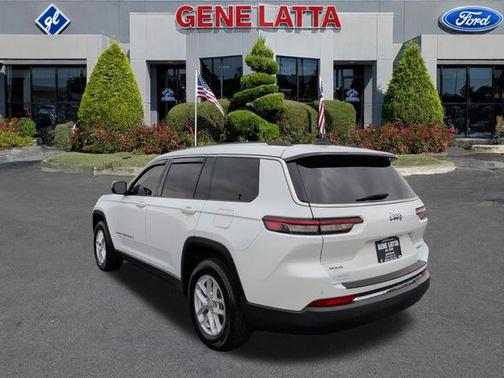 Bright White Clearcoat 2024 Jeep Grand Cherokee L Laredo
