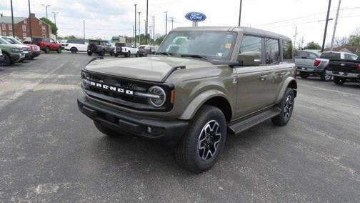 2025 Ford Bronco Outer Banks