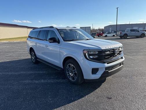 2025 Ford Expedition Max Active 4x4