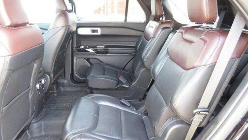 2022 Ford Explorer Platinum