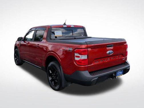 Hot Pepper Red Tinted Clearcoat Metallic 2022 Ford Maverick Lariat
