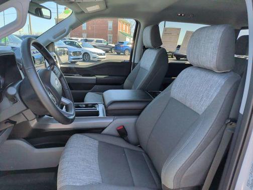 Oxford White 2023 Ford F-150 XLT