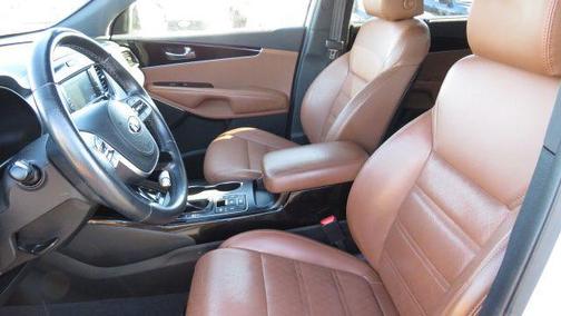 2019 Kia Sorento SX