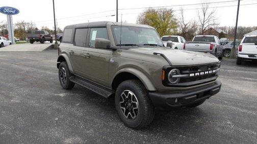 2025 Ford Bronco Outer Banks