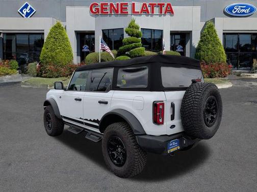 Oxford White 2024 Ford Bronco Wildtrak