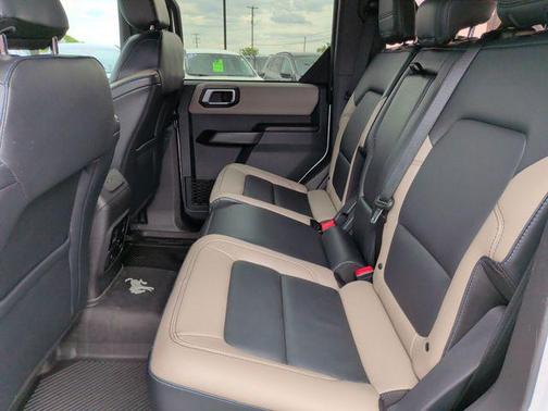 Oxford White 2024 Ford Bronco Wildtrak