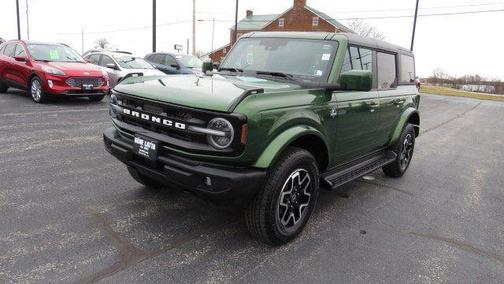 2025 Ford Bronco Outer Banks