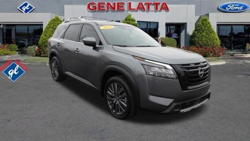 2025 Nissan Pathfinder SL 4WD