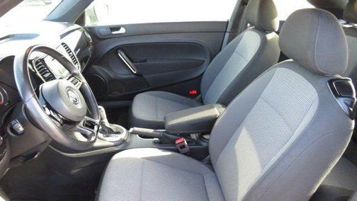 2019 Volkswagen Beetle 2.0T S