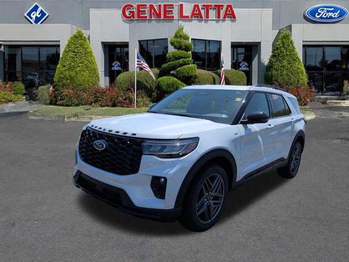 Space White Metallic 2026 Ford Explorer ST-Line
