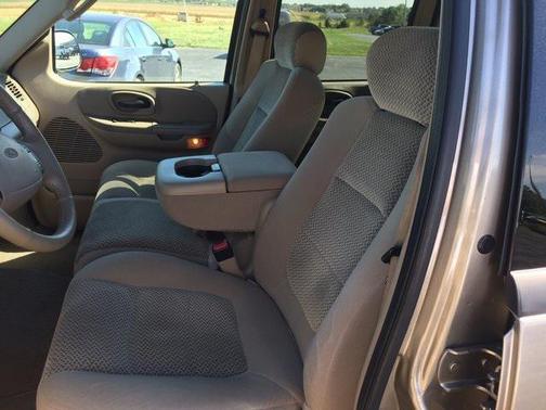 2002 Ford F-150 XLT SuperCrew