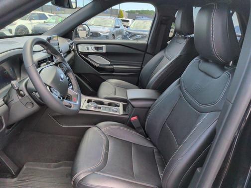 Black Metallic 2023 Ford Explorer ST