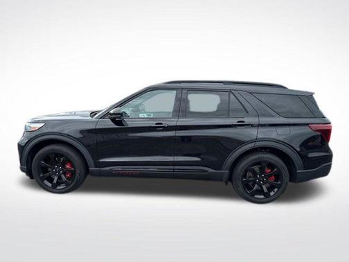 Black Metallic 2023 Ford Explorer ST