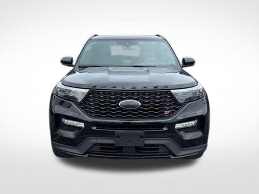 Black Metallic 2023 Ford Explorer ST