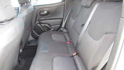 2022 Jeep Renegade Trailhawk