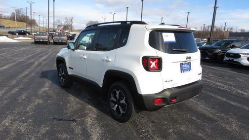 2022 Jeep Renegade Trailhawk