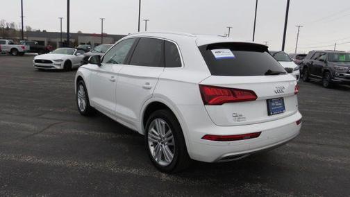 2020 Audi Q5 45 Premium Plus