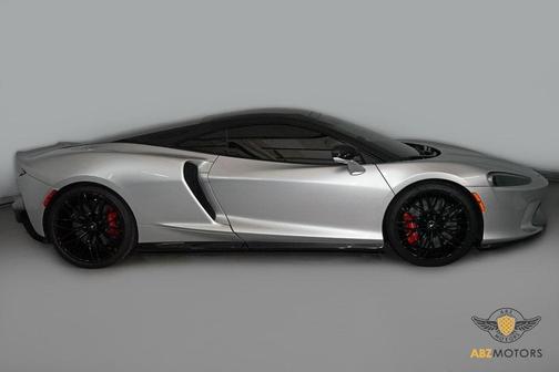 2022 McLaren GT Coupe