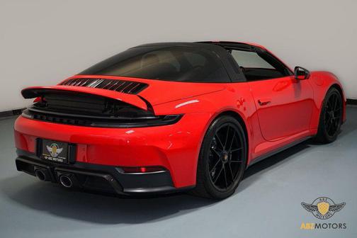 2025 Porsche 911 Targa 4 GTS