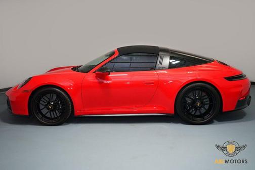 2025 Porsche 911 Targa 4 GTS