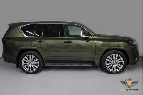 2025 Lexus LX 700h Ultra Luxury