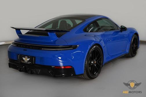 2025 Porsche 911 Carrera GTS