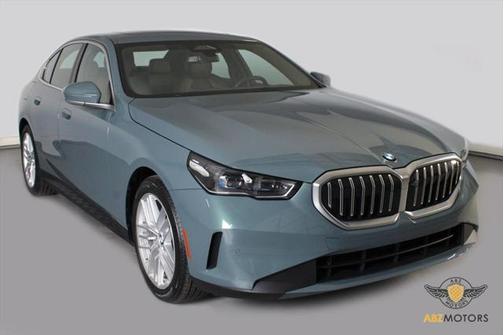 2024 BMW 530 i