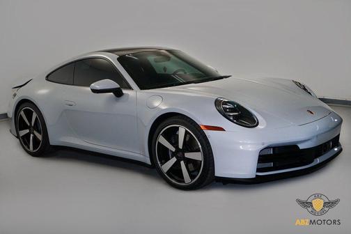 2025 Porsche 911 Carrera