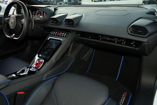 2020 Lamborghini Huracan EVO Base