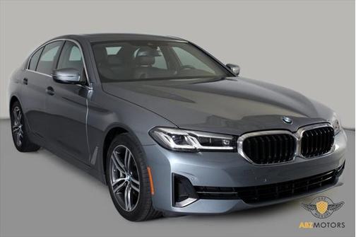2021 BMW 530 530i