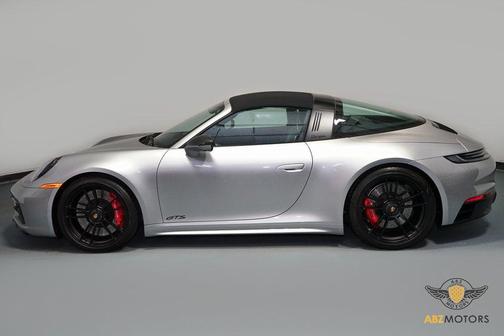 2024 Porsche 911 Targa 4 GTS