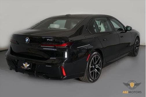 2024 BMW 740 i xDrive