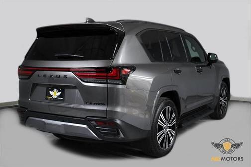 2025 Lexus LX 700h Luxury