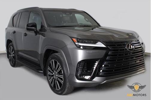 2025 Lexus LX 700h Luxury