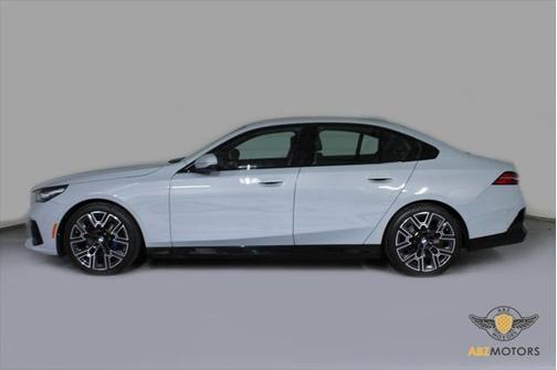 2024 BMW 530 i xDrive