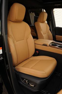 2025 Lexus LX 600 Luxury