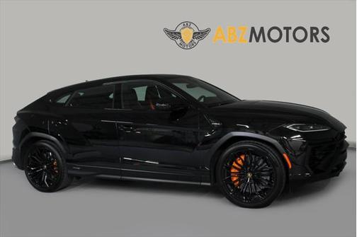 2025 Lamborghini Urus SE