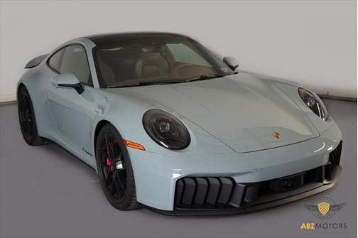 2025 Porsche 911 Carrera GTS
