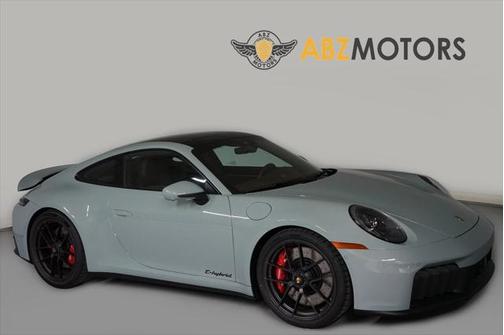 2025 Porsche 911 Carrera GTS