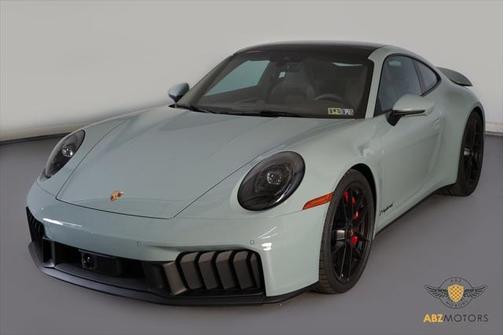 2025 Porsche 911 Carrera GTS