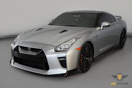 2023 Nissan GT-R Premium Dual-clutch 6-Speed Transmission