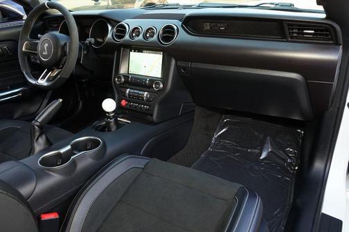2016 Ford Shelby GT350 Base