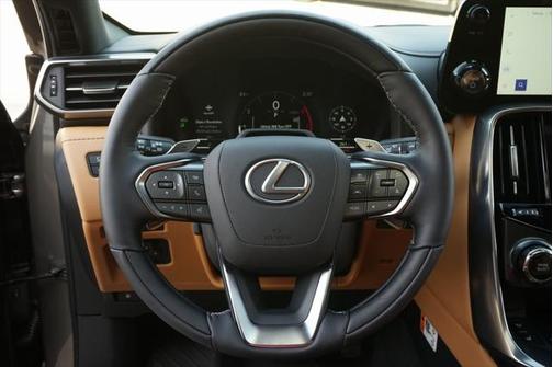 2025 Lexus LX 700h Luxury