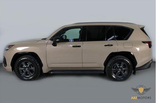2025 Lexus LX 700h Overtrail