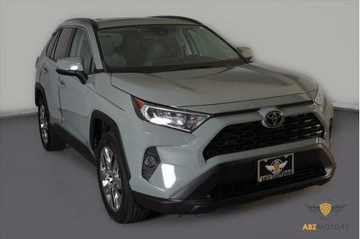 2021 Toyota RAV4 XLE Premium