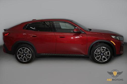 2025 BMW X2 xDrive28i