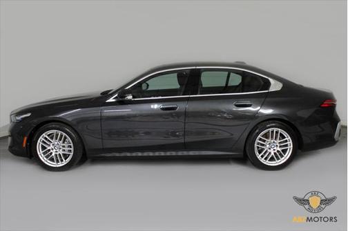 2024 BMW 530 i