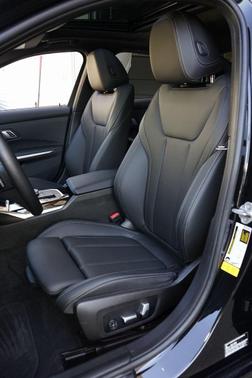 2023 BMW 330 330i