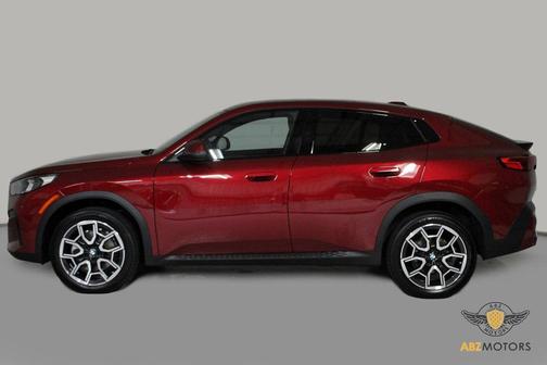2025 BMW X2 xDrive28i